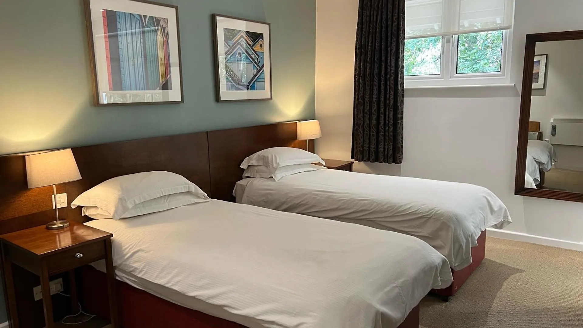 The Lodge At Meyrick Park 伯恩茅斯